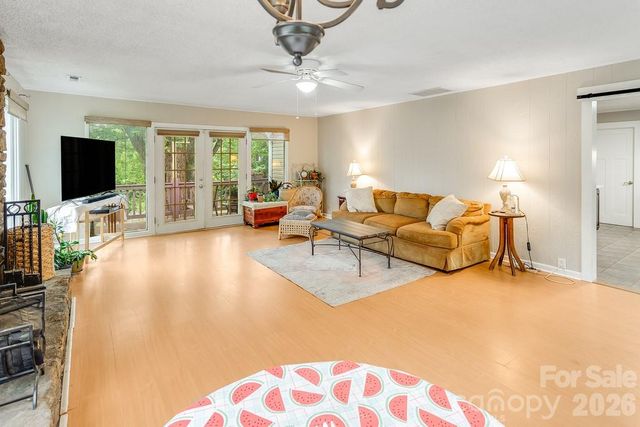 3 Odie Lane, Candler, NC 28715
