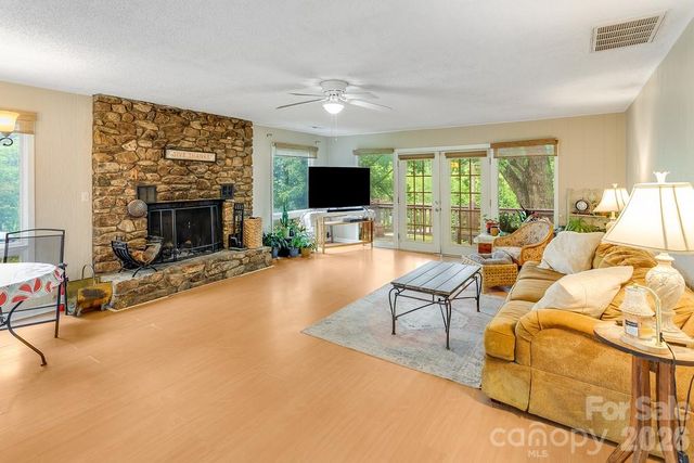 3 Odie Lane, Candler, NC 28715