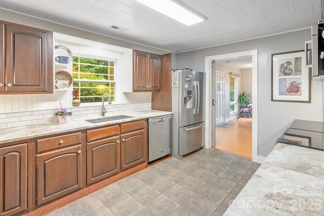 3 Odie Lane, Candler, NC 28715