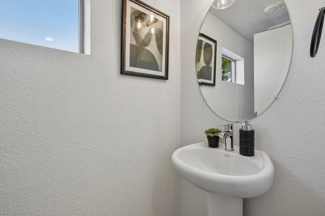 2079 Freya Walk, Sacramento, CA 95835