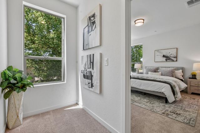 2079 Freya Walk, Sacramento, CA 95835