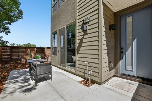 2079 Freya Walk, Sacramento, CA 95835