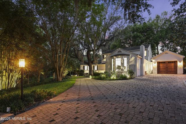 2782 GREEN BAY Lane, Jacksonville, FL 32207