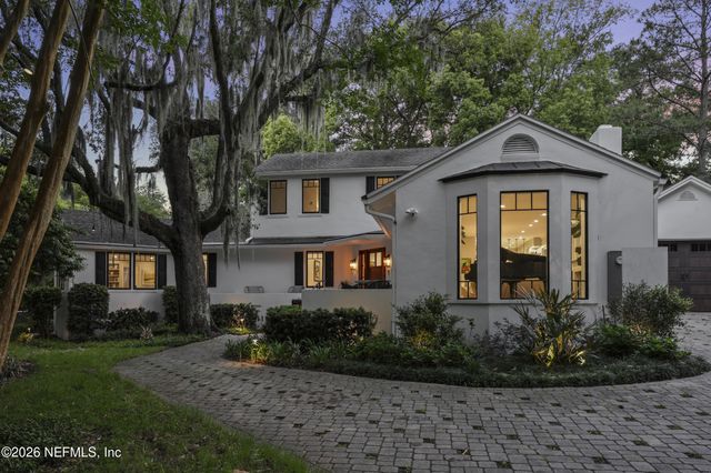 2782 GREEN BAY Lane, Jacksonville, FL 32207