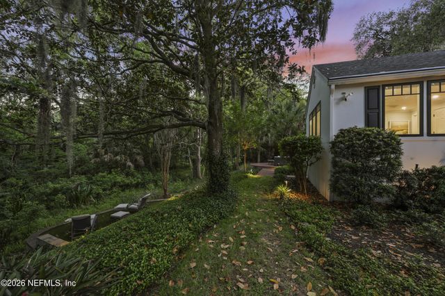 2782 GREEN BAY Lane, Jacksonville, FL 32207