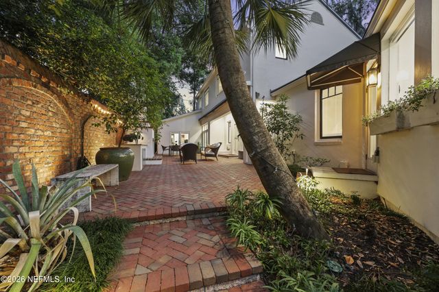 2782 GREEN BAY Lane, Jacksonville, FL 32207