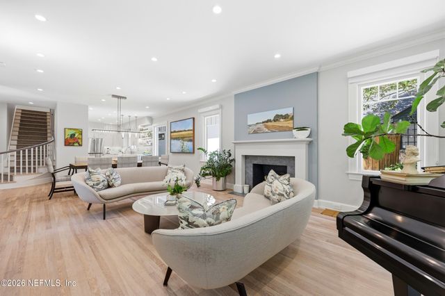 2782 GREEN BAY Lane, Jacksonville, FL 32207