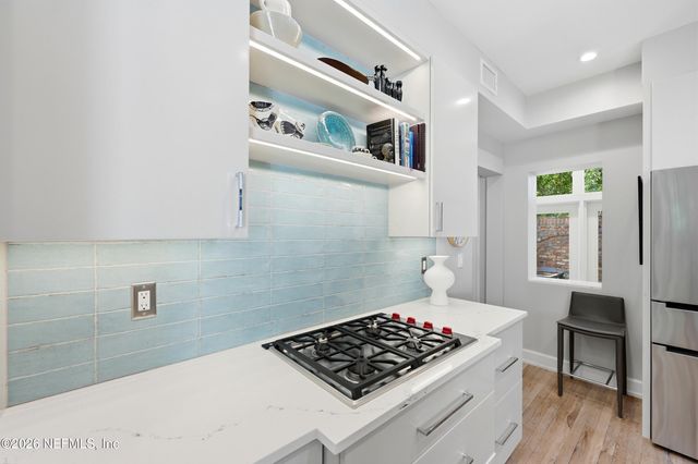 2782 GREEN BAY Lane, Jacksonville, FL 32207