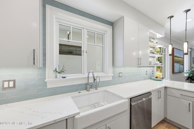 2782 GREEN BAY Lane, Jacksonville, FL 32207