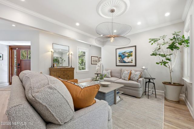 2782 GREEN BAY Lane, Jacksonville, FL 32207