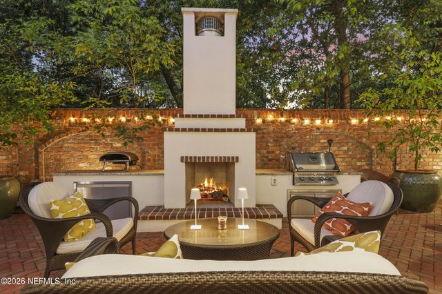 2782 GREEN BAY Lane, Jacksonville, FL 32207