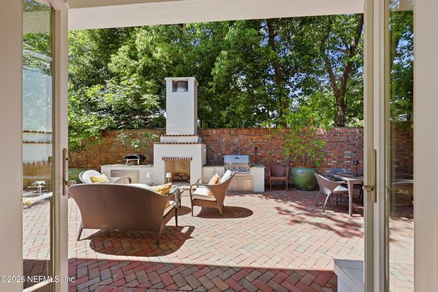 2782 GREEN BAY Lane, Jacksonville, FL 32207