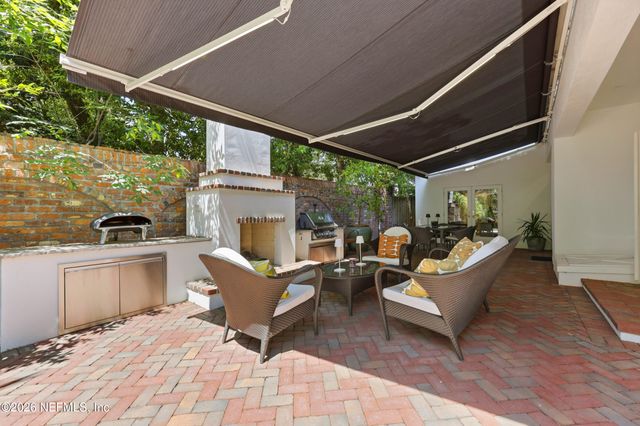 2782 GREEN BAY Lane, Jacksonville, FL 32207