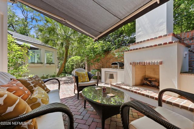 2782 GREEN BAY Lane, Jacksonville, FL 32207