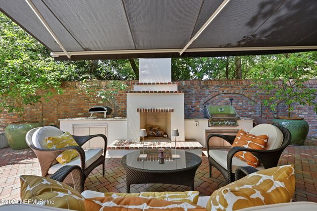 2782 GREEN BAY Lane, Jacksonville, FL 32207