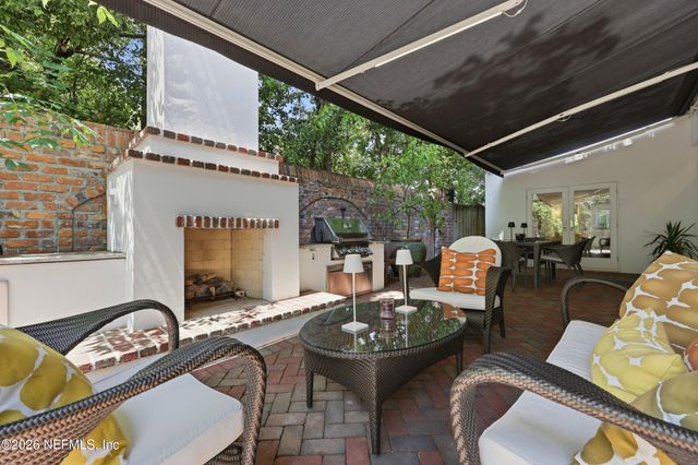 2782 GREEN BAY Lane, Jacksonville, FL 32207