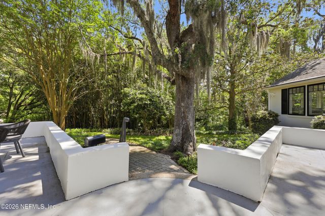 2782 GREEN BAY Lane, Jacksonville, FL 32207