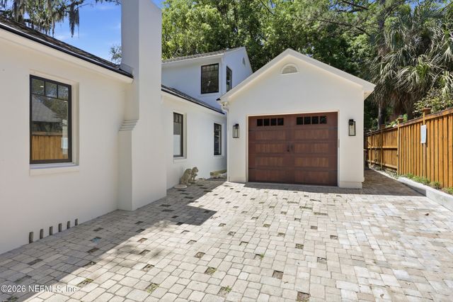 2782 GREEN BAY Lane, Jacksonville, FL 32207