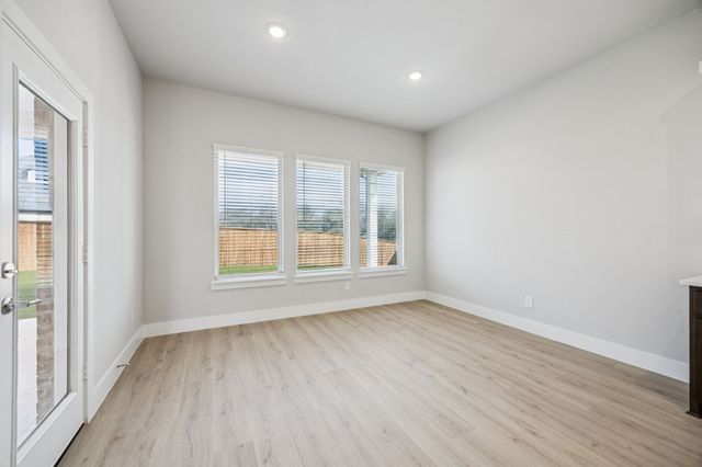 523 Blackwater Trail, Waxahachie, TX 75165