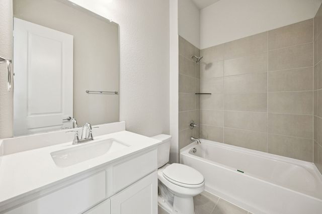 523 Blackwater Trail, Waxahachie, TX 75165