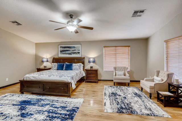 12379 W SELLS Drive, Avondale, AZ 85392