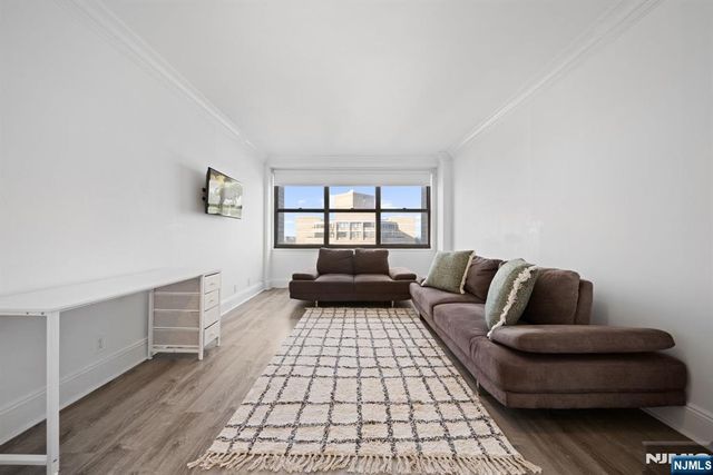 7002 Boulevard East PH 43A, Guttenberg, NJ 07093