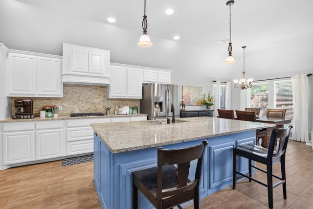 11000 Wanamaker Drive, Benbrook, TX 76126