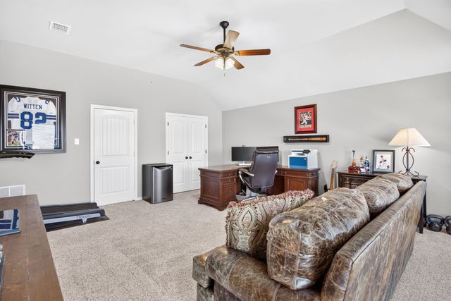 11000 Wanamaker Drive, Benbrook, TX 76126