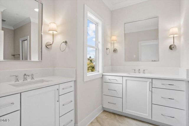 810 Maple Berry Lane 105, Raleigh, NC 27607