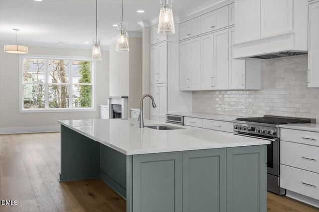 810 Maple Berry Lane 105, Raleigh, NC 27607