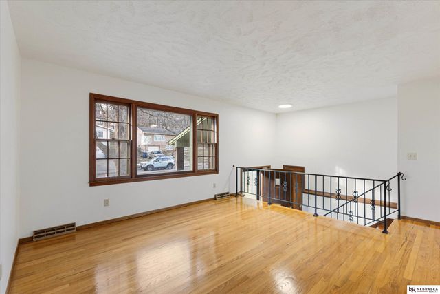 1603 Washington Street, Bellevue, NE 68005