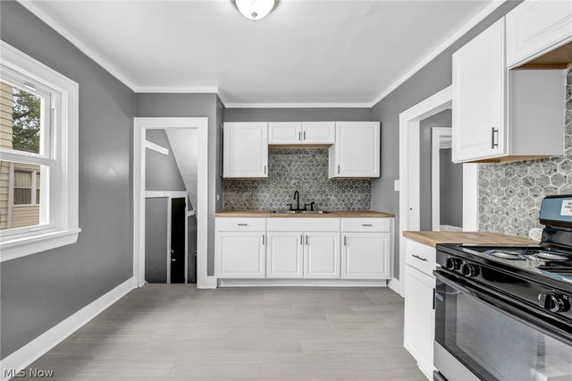 4418 W 48th Street, Cleveland, OH 44144