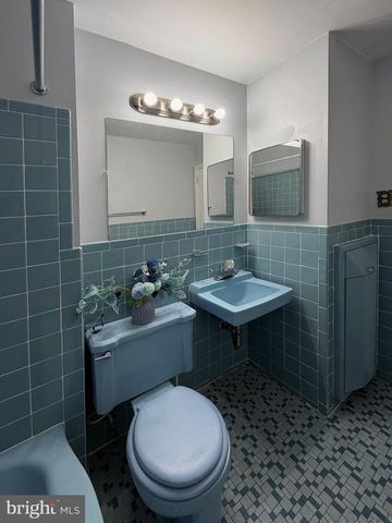 3303 SILVERSIDE RD, Wilmington, DE 19810