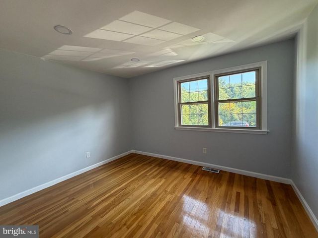 3303 SILVERSIDE RD, Wilmington, DE 19810