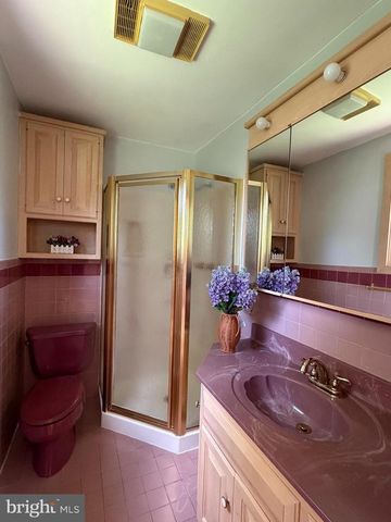 3303 SILVERSIDE RD, Wilmington, DE 19810