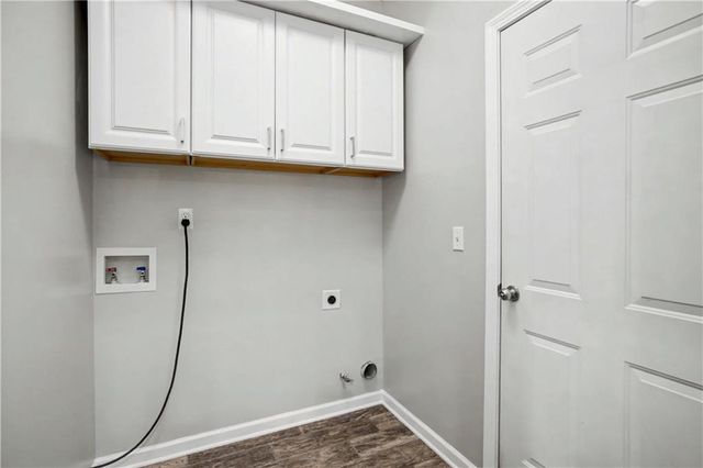 21 Seville Court, Newnan, GA 30263