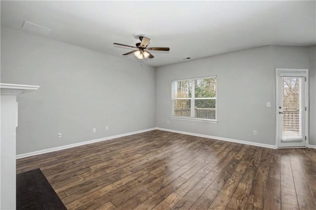 21 Seville Court, Newnan, GA 30263