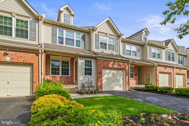 201 WYNCOTE CT, Lansdale, PA 19446