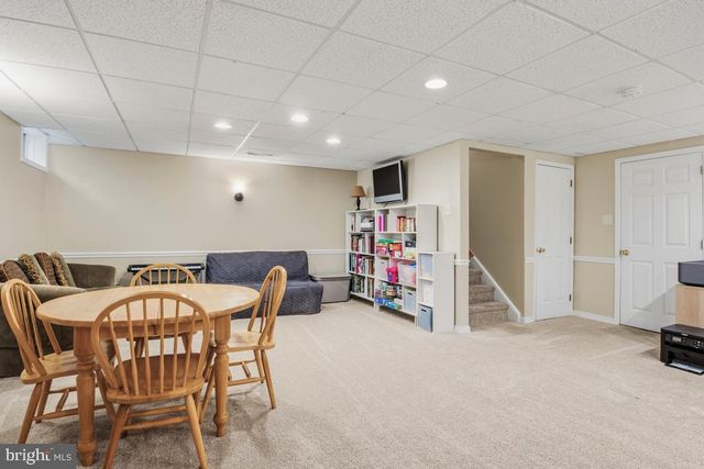 201 WYNCOTE CT, Lansdale, PA 19446