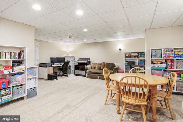 201 WYNCOTE CT, Lansdale, PA 19446