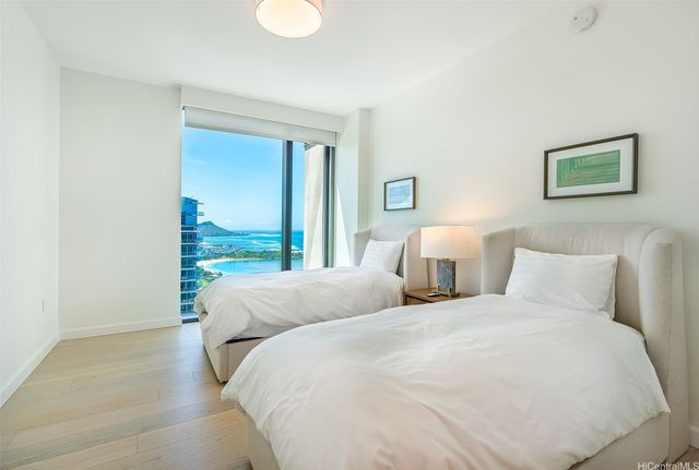 1100 Ala Moana Boulevard PH3802, Honolulu, HI 96814