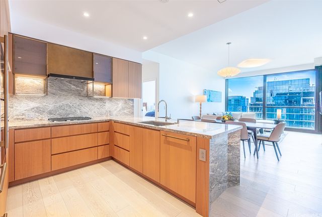 1100 Ala Moana Boulevard PH3802, Honolulu, HI 96814