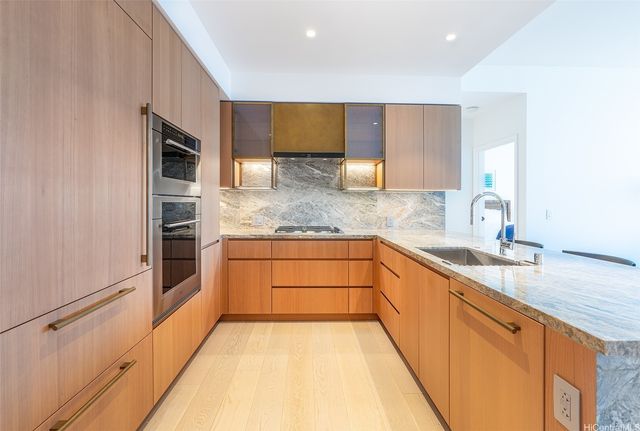 1100 Ala Moana Boulevard PH3802, Honolulu, HI 96814