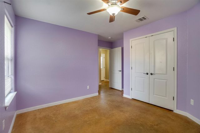 324 Kaanapali LN, Bastrop, TX 78602