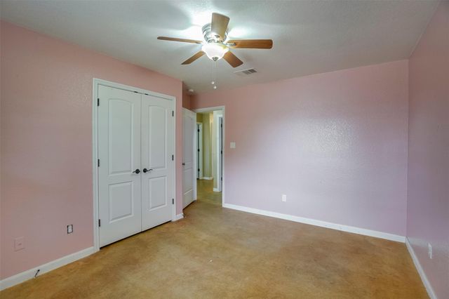 324 Kaanapali LN, Bastrop, TX 78602