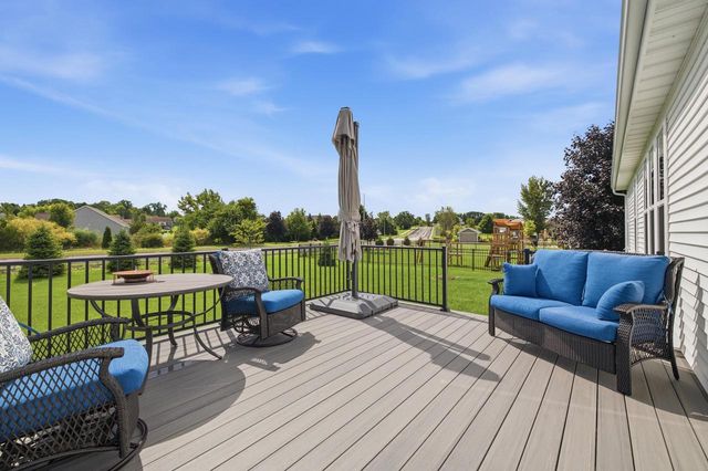 1017 Durango DRIVE, Hartford, WI 53027