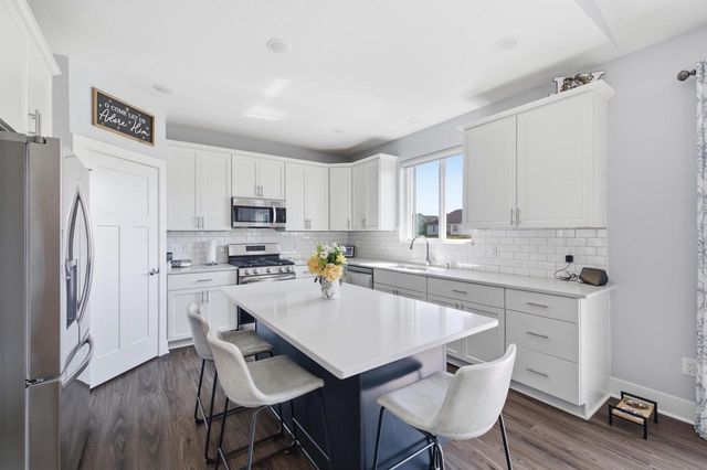 1017 Durango DRIVE, Hartford, WI 53027