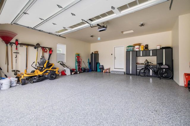 1017 Durango DRIVE, Hartford, WI 53027