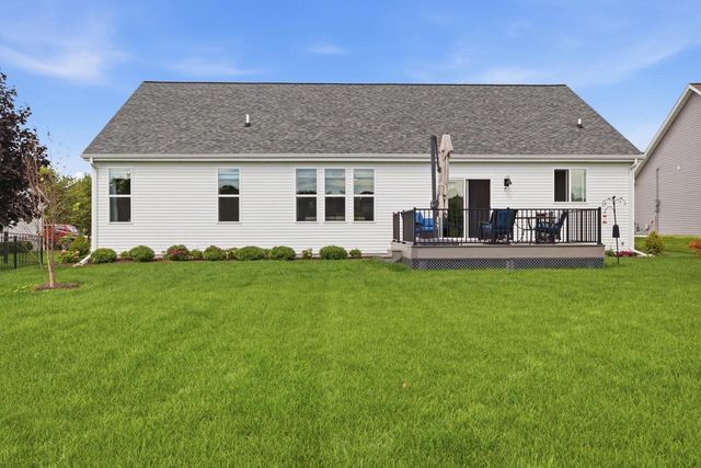 1017 Durango DRIVE, Hartford, WI 53027