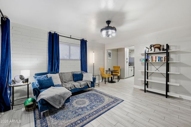 1033 N 25TH Street, Phoenix, AZ 85008